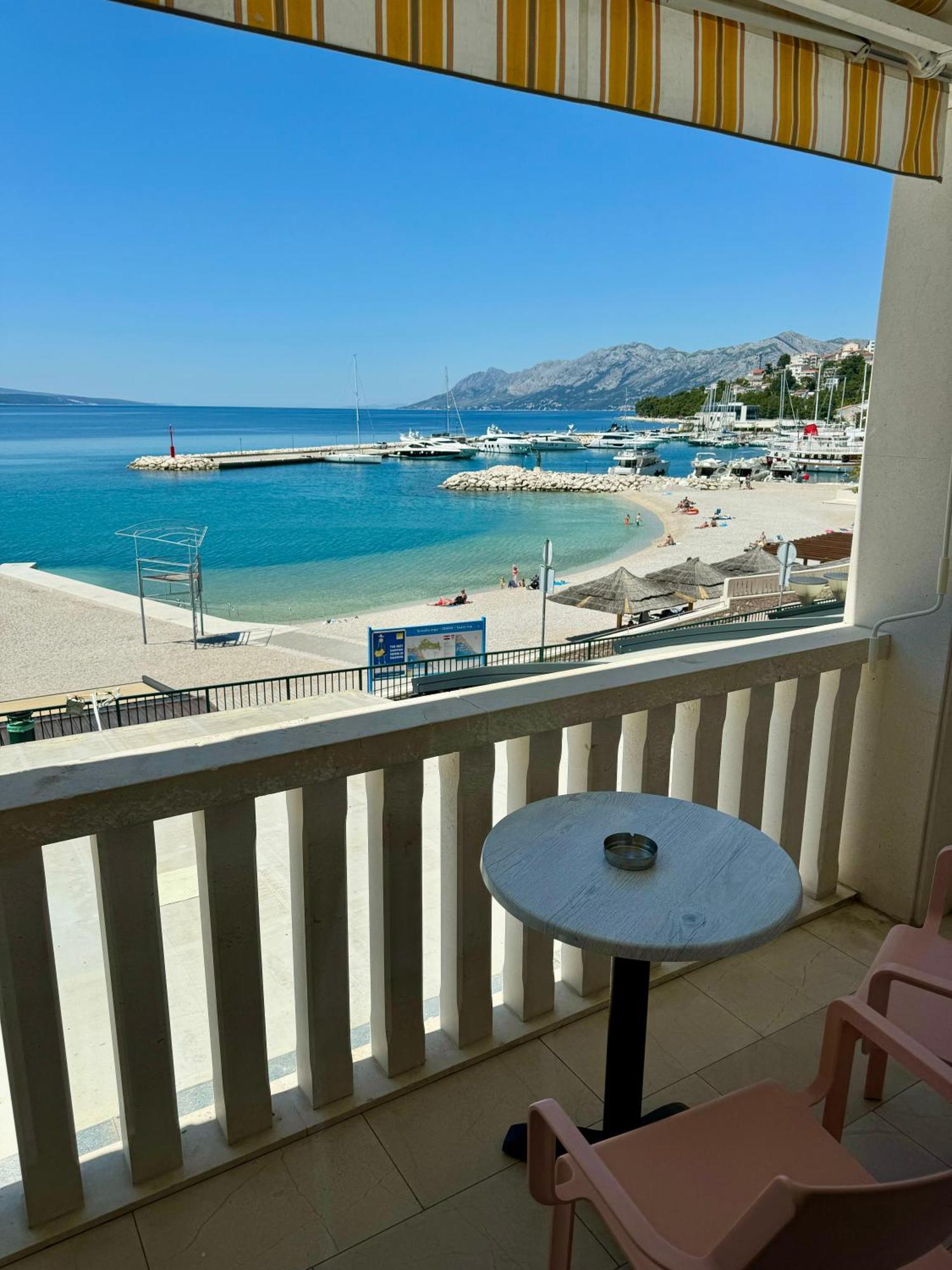 Villa Rozika Baška Voda المظهر الخارجي الصورة