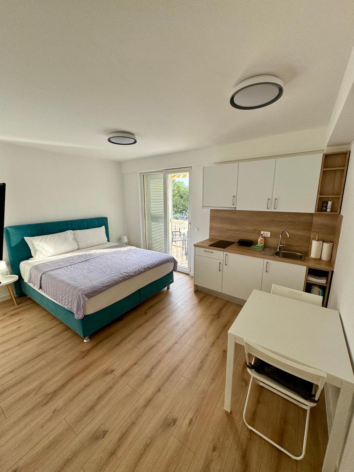 Villa Rozika Baška Voda المظهر الخارجي الصورة
