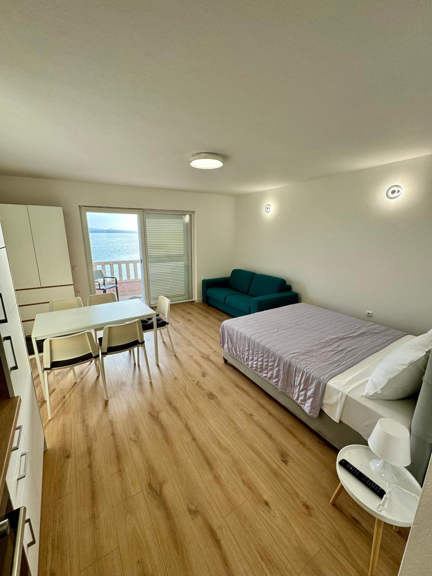 Villa Rozika Baška Voda المظهر الخارجي الصورة