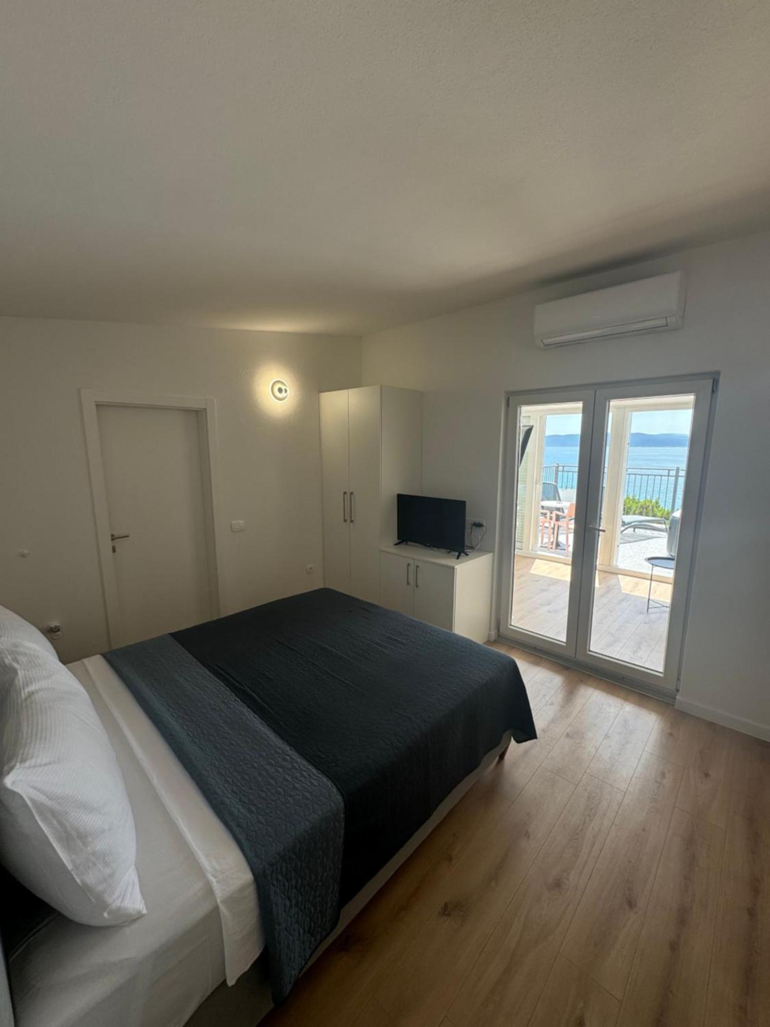 Villa Rozika Baška Voda المظهر الخارجي الصورة